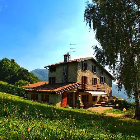 Вілла Casa Vacanza Pratolungo Zogno Екстер'єр фото